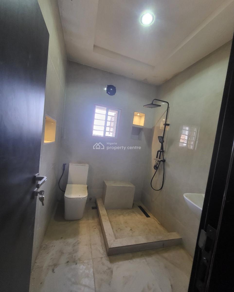 Luxurious Massive Brand New 3 Bedroom Flat with Bq, Shafa Fuel Station, Wuye, Abuja, Flat / Apartment for Rent