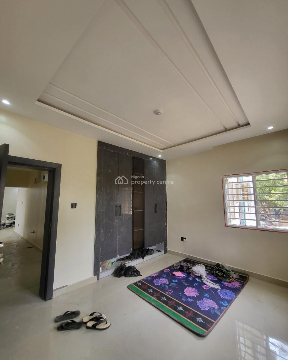 Luxurious Massive Brand New 3 Bedroom Flat with Bq, Shafa Fuel Station, Wuye, Abuja, Flat / Apartment for Rent