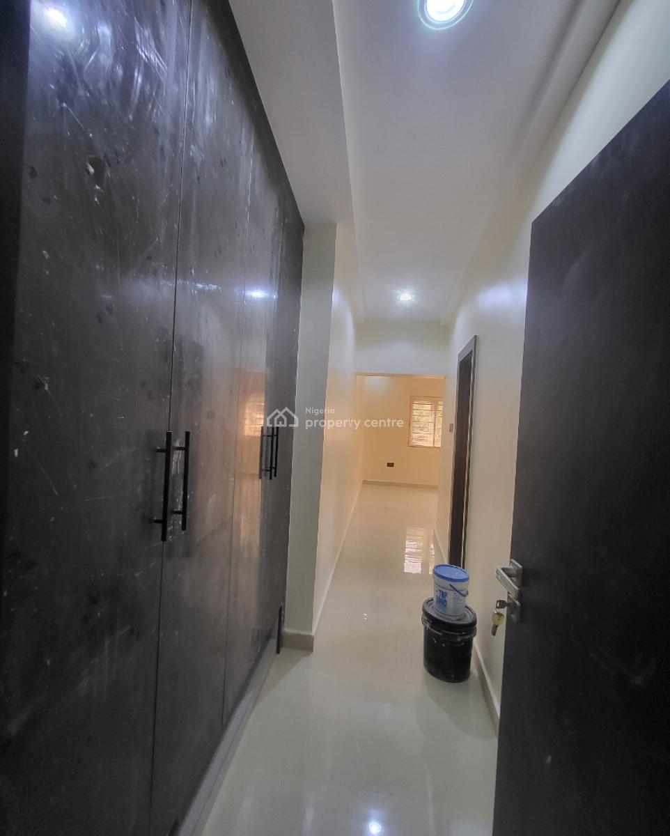 Luxurious Massive Brand New 3 Bedroom Flat with Bq, Shafa Fuel Station, Wuye, Abuja, Flat / Apartment for Rent