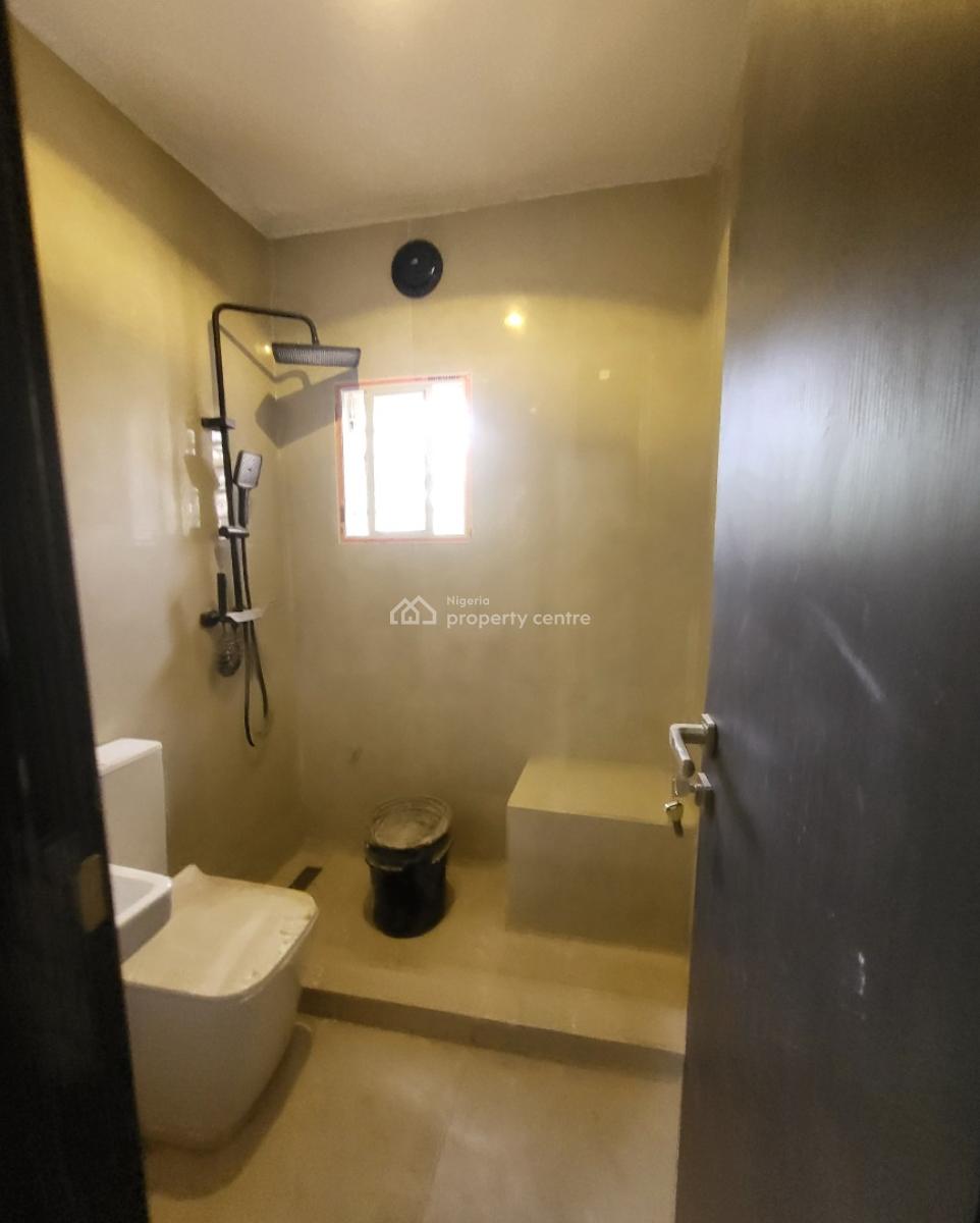Luxurious Massive Brand New 3 Bedroom Flat with Bq, Shafa Fuel Station, Wuye, Abuja, Flat / Apartment for Rent