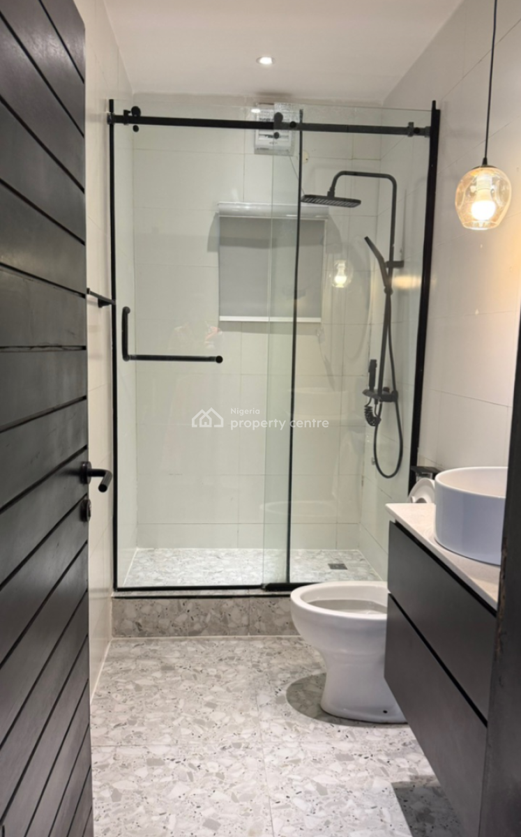 Luxury 3 Bedroom Apartment, Lekki Phase 1, Lekki, Lagos, Flat / Apartment Short Let