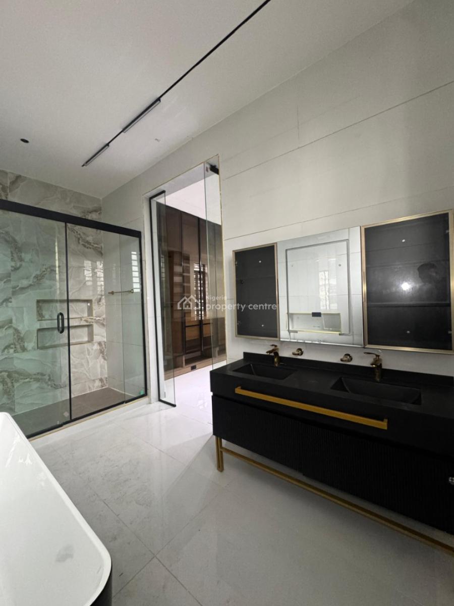 Stunning  5  Bedroom with a Swimming Pool, Lekki Phase 1, Lekki, Lagos, Detached Duplex for Sale