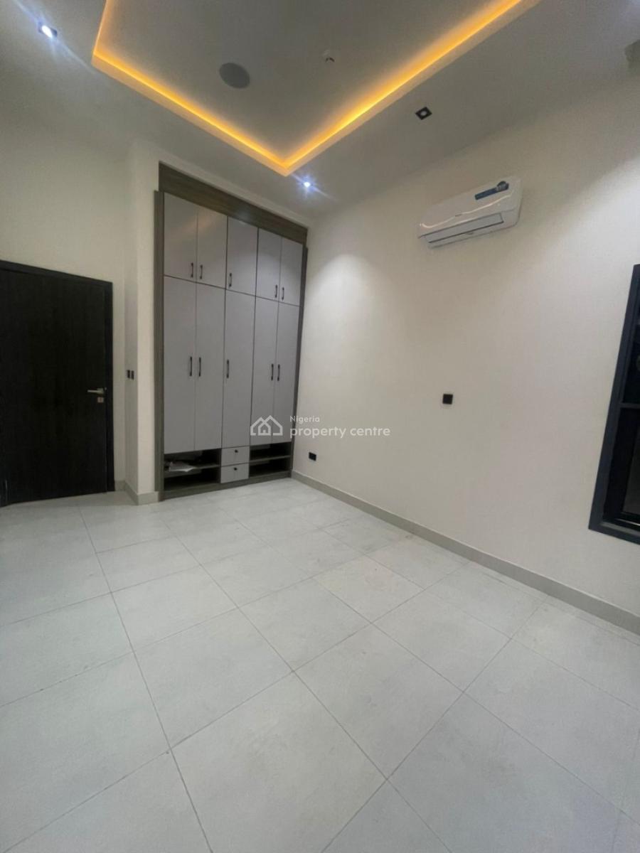 Newly Built 2-bedroom Serviced Apartment + B.q and Good Facilities, Off Freedom Way, Lekki Phase 1, Lekki, Lagos, Flat / Apartment for Rent