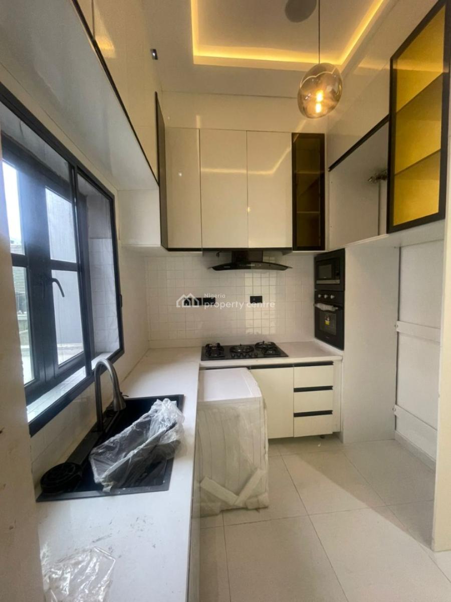 Newly Built 2-bedroom Serviced Apartment + B.q and Good Facilities, Off Freedom Way, Lekki Phase 1, Lekki, Lagos, Flat / Apartment for Rent