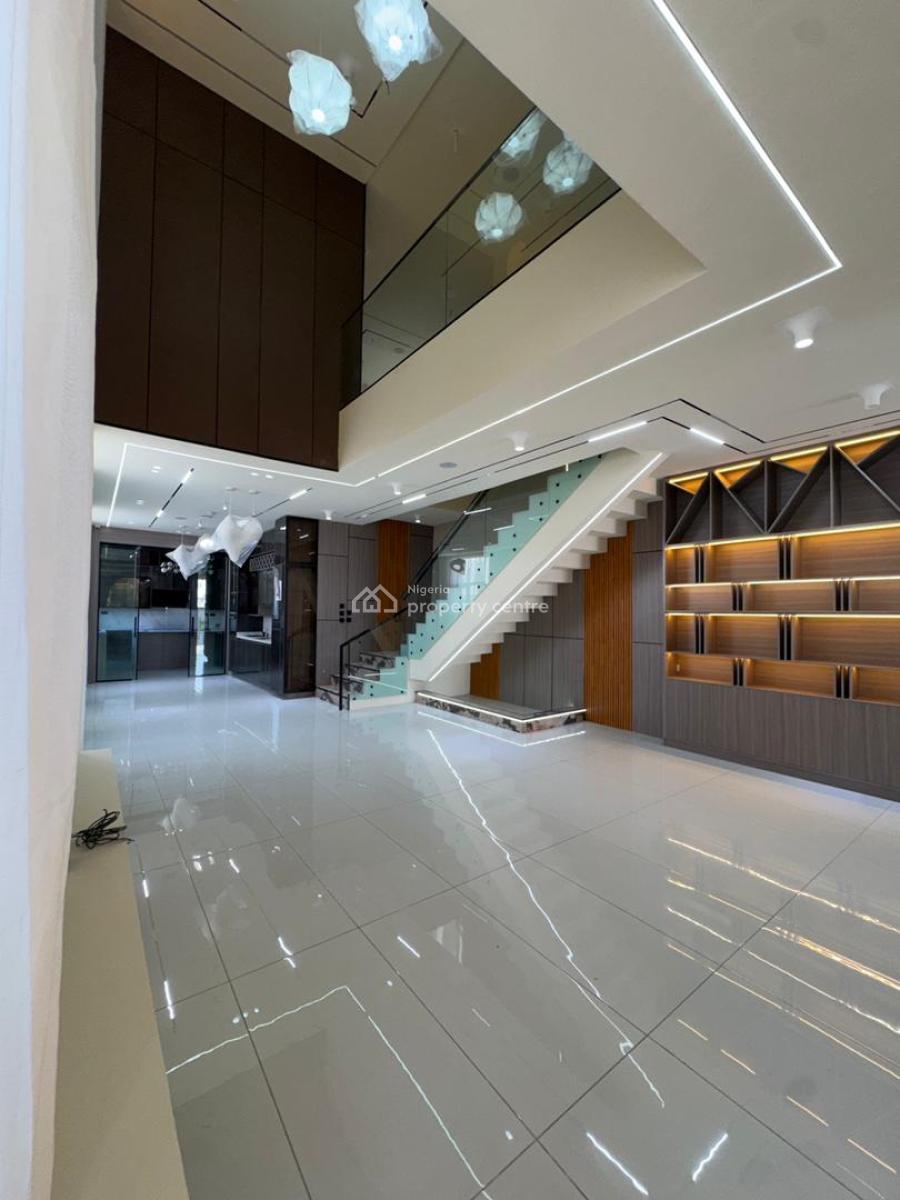 Stunning  5  Bedroom with a Swimming Pool, Orchid Road, Lekki, Lagos, Detached Duplex for Sale