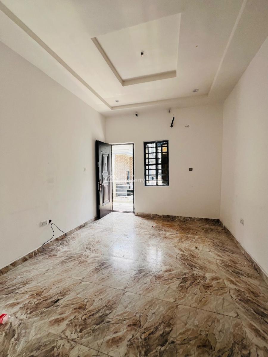 Well Built 2 Bedroom Apartment, Chevron, Lekki, Lagos, Flat / Apartment for Rent