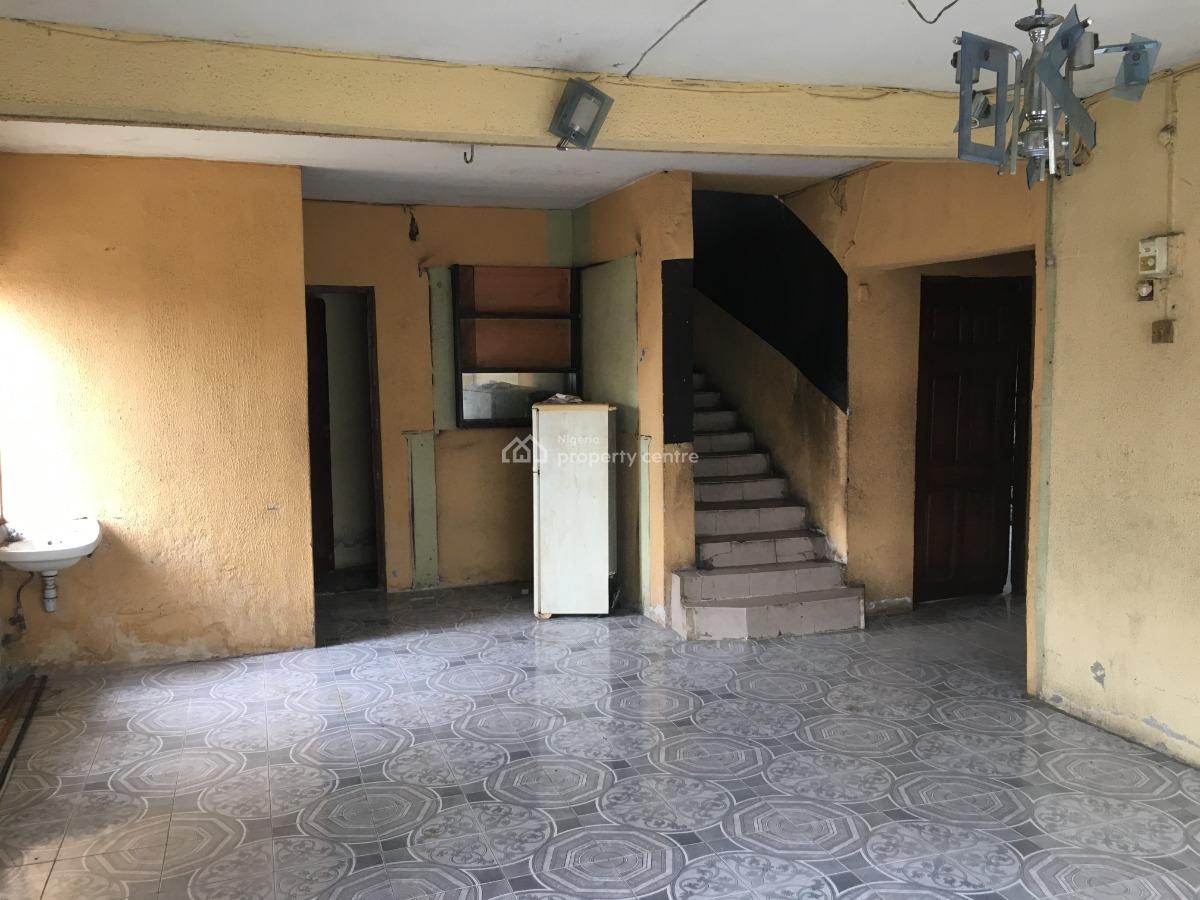 Healthy 4 Bedroom Semi Detached Duplex, Beach Road, Ebute, Ikorodu, Lagos, Office Space for Rent