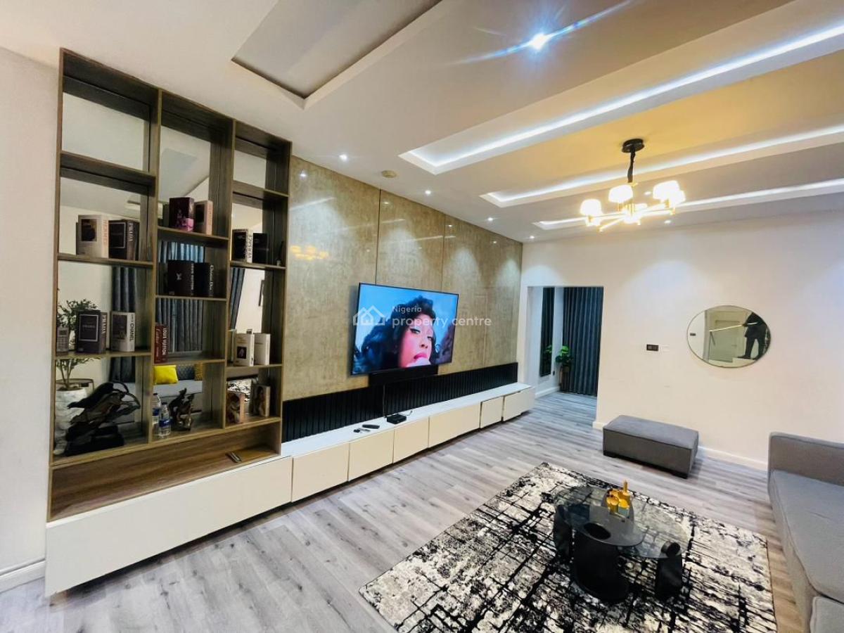 Luxury 4 Bedroom Self Compound Apartment, Lekki Phase 1, Lekki, Lagos, House Short Let