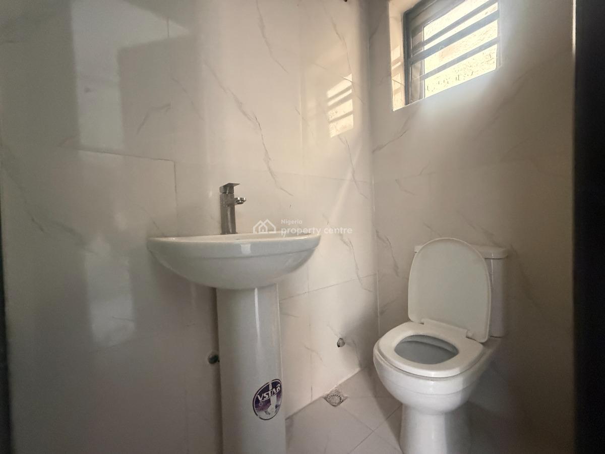 4 Bedroom Terraced Duplex Available, Lekki Phase 2, Lekki, Lagos, Terraced Duplex for Sale