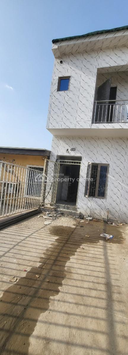 Luxurious Massive Brand New Semi-detached Duplex, By Area1 Shopping Complex, Garki, Abuja, Semi-detached Duplex for Rent