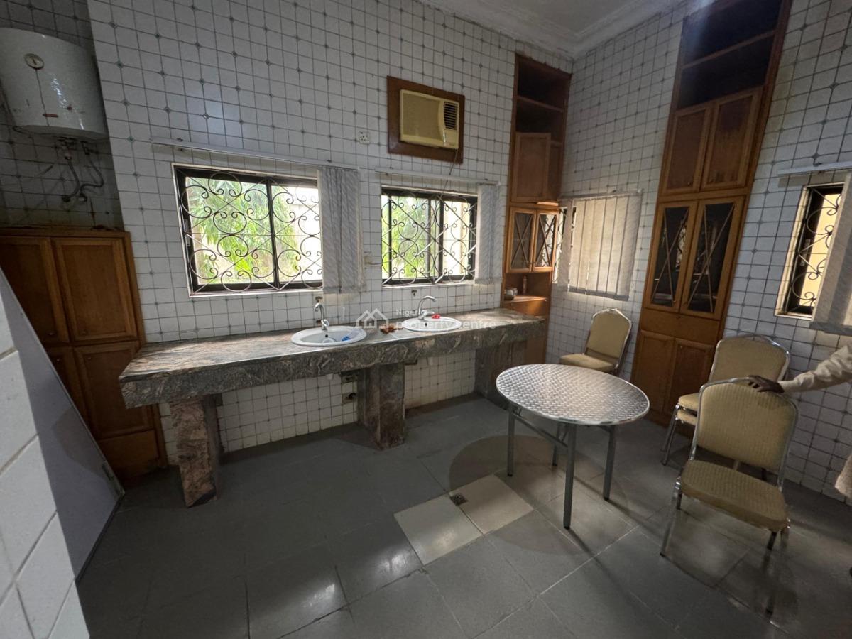 Spacious 6 Bedroom Duplex with 3 Bedroom Guest Chalet Asokoro, Asokoro District, Abuja, Detached Duplex for Rent