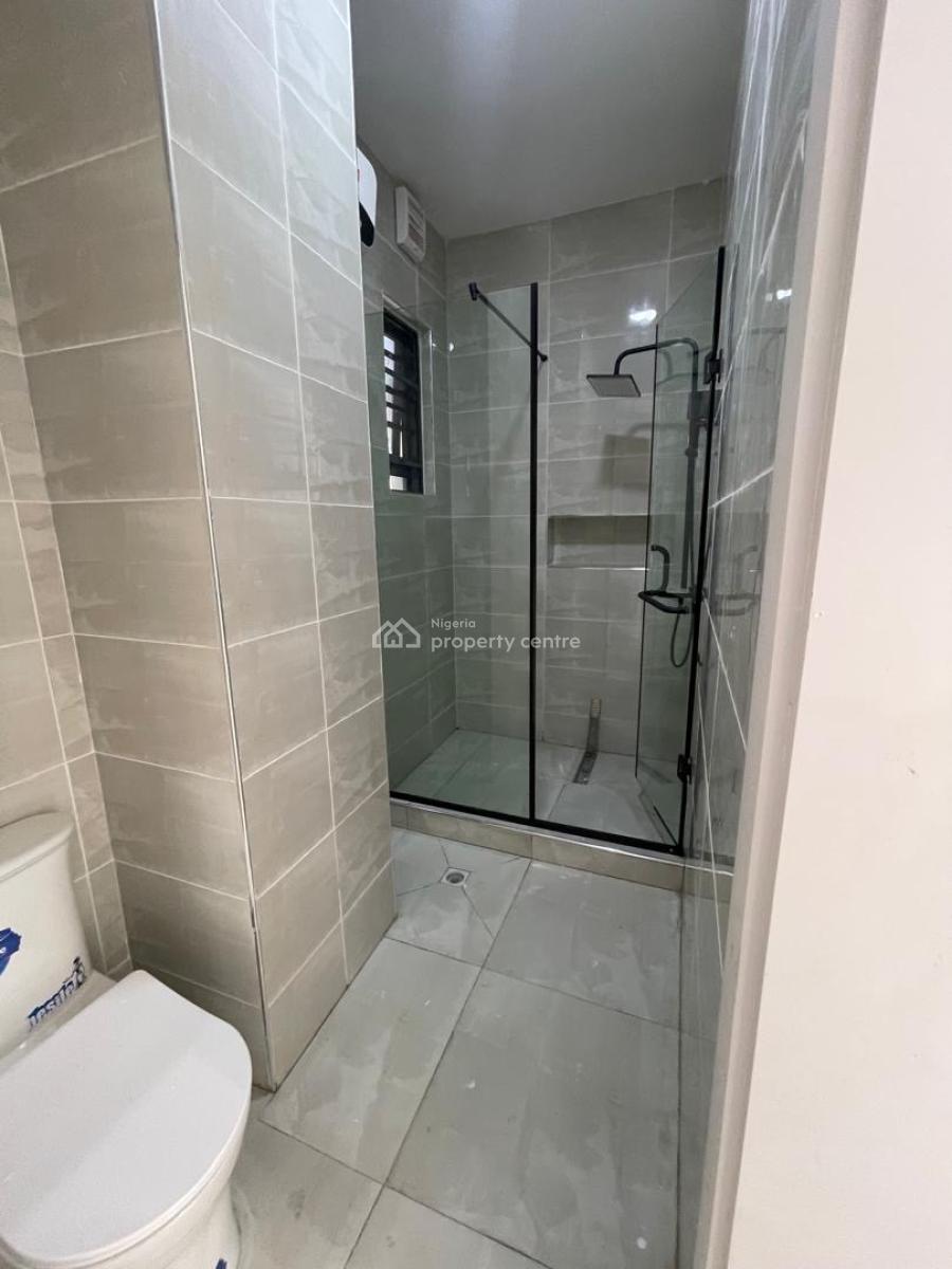 3 Bedroom with Bq, Off Hakeem Dickson Estate, Lekki Phase 1, Lekki, Lagos, Flat / Apartment for Rent