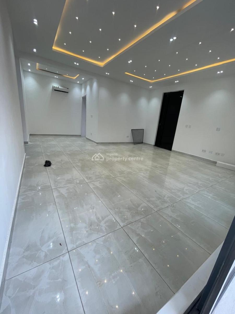 3 Bedroom with Bq, Off Hakeem Dickson Estate, Lekki Phase 1, Lekki, Lagos, Flat / Apartment for Rent