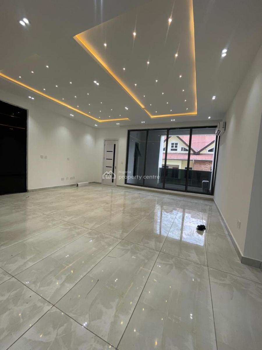 3 Bedroom with Bq, Off Hakeem Dickson Estate, Lekki Phase 1, Lekki, Lagos, Flat / Apartment for Rent