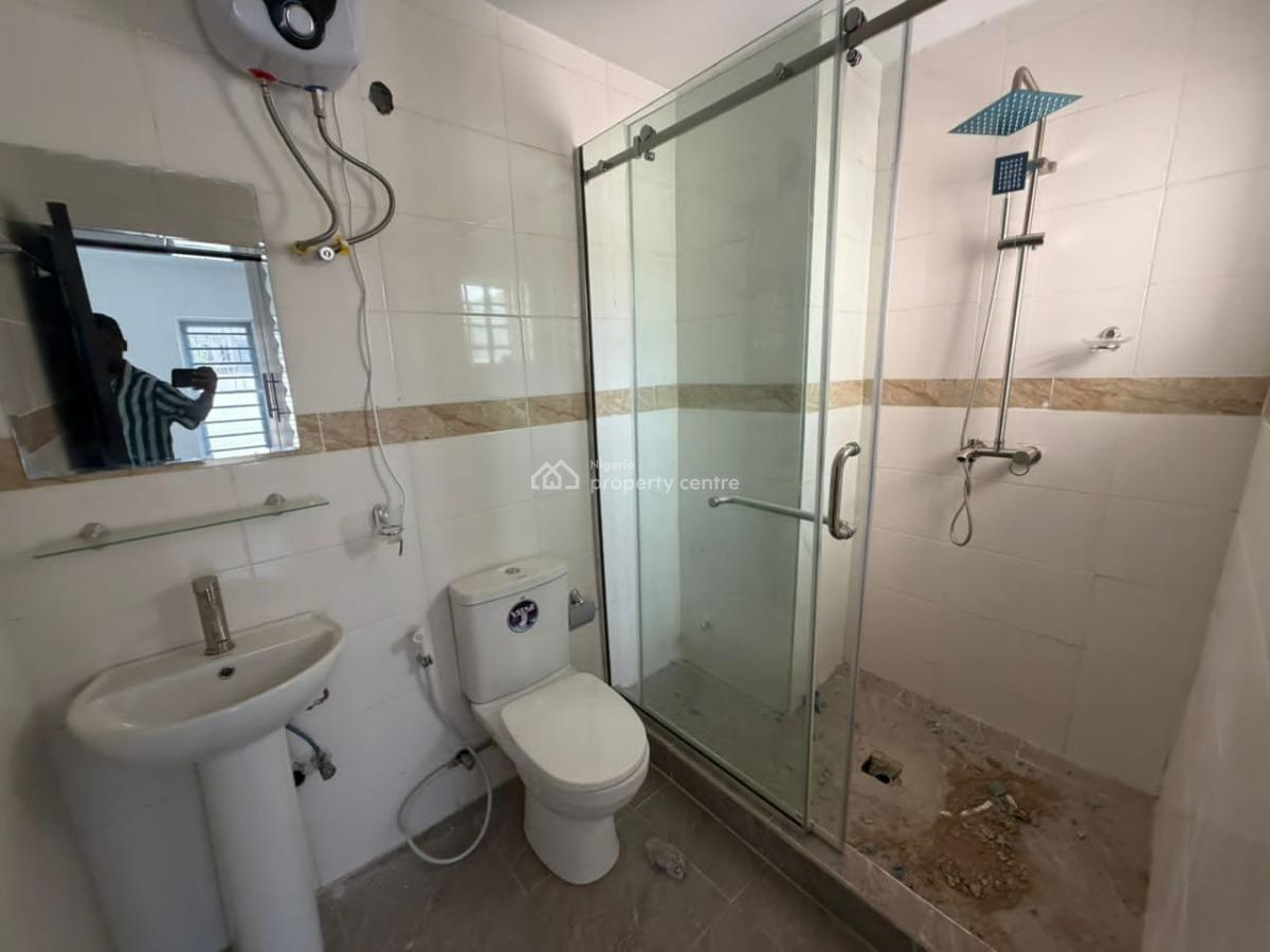 Seeviced and Standard 3 Bedroom Apartment, Katampe, Abuja, Flat / Apartment for Rent