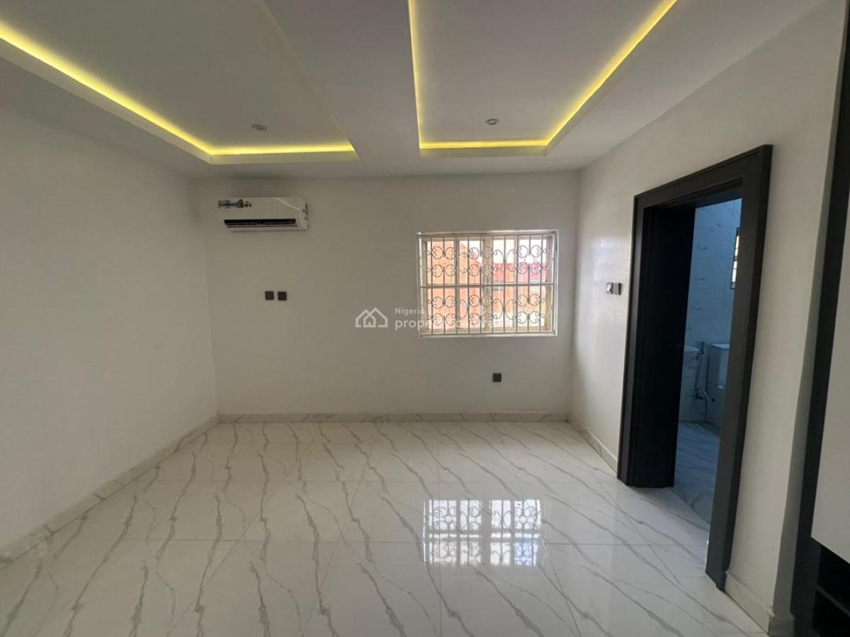 Luxury 3 Bedroom Serviced & Spacious Apartment,ac,generator,, Maitama District, Abuja, Flat / Apartment for Rent