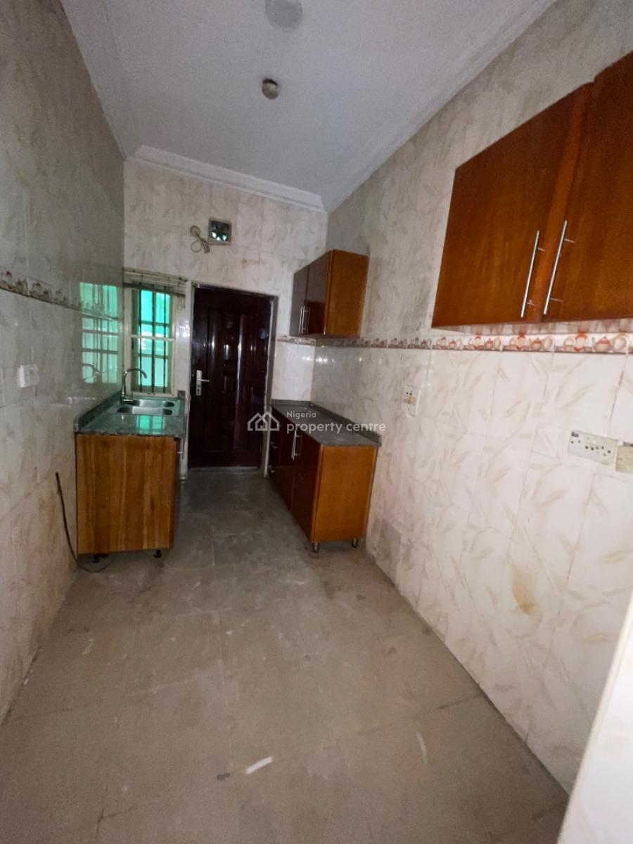 4 Bedroom with Bq Self Serviced, Off Hakeem Dickson, Lekki Phase 1, Lekki, Lagos, Terraced Duplex for Rent