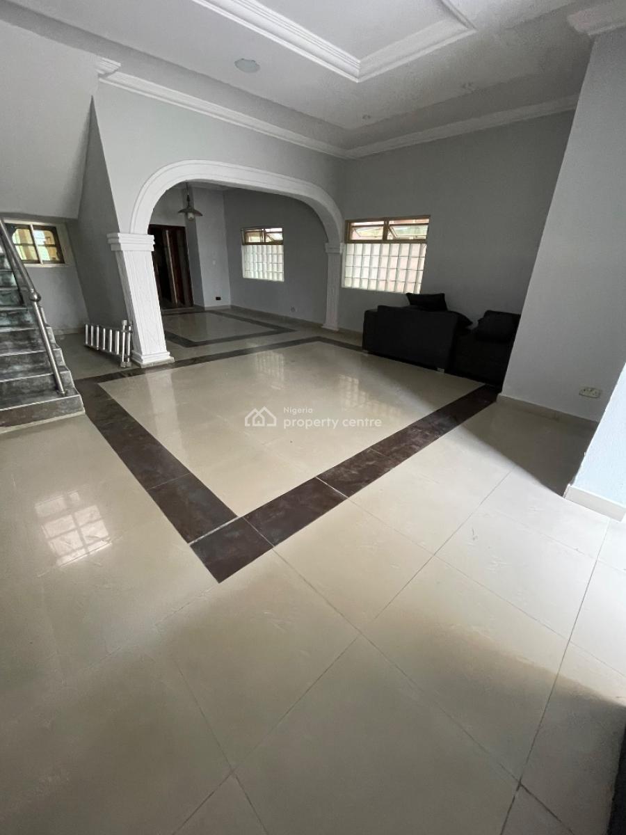 4 Bedroom with Bq Self Serviced, Off Hakeem Dickson, Lekki Phase 1, Lekki, Lagos, Terraced Duplex for Rent
