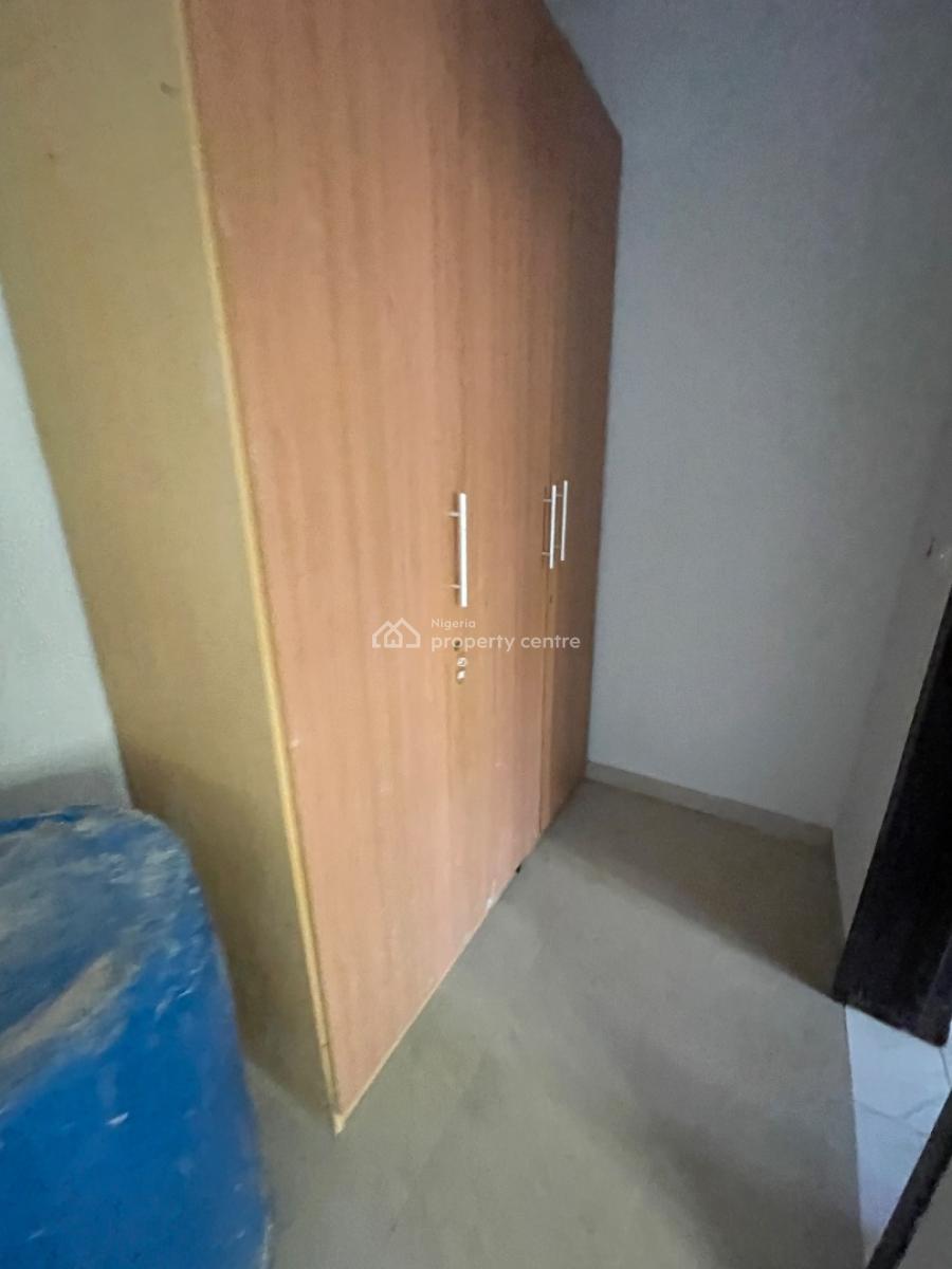 4 Bedroom with Bq Self Serviced, Off Hakeem Dickson, Lekki Phase 1, Lekki, Lagos, Terraced Duplex for Rent