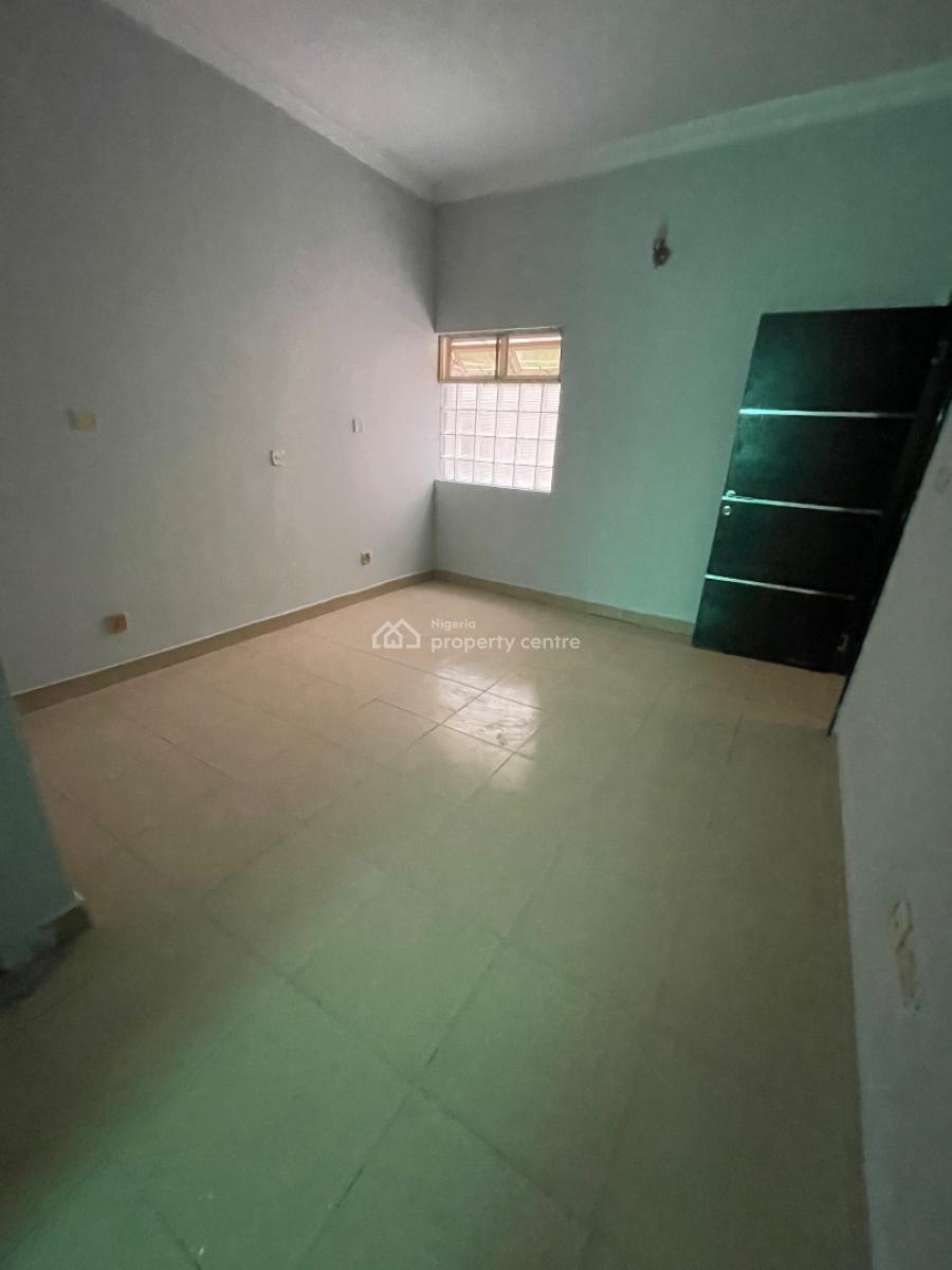 4 Bedroom with Bq Self Serviced, Off Hakeem Dickson, Lekki Phase 1, Lekki, Lagos, Terraced Duplex for Rent