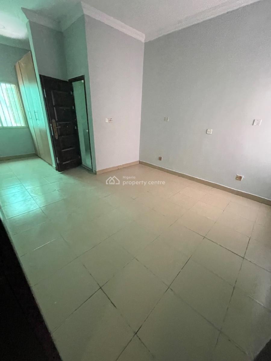4 Bedroom with Bq Self Serviced, Off Hakeem Dickson, Lekki Phase 1, Lekki, Lagos, Terraced Duplex for Rent