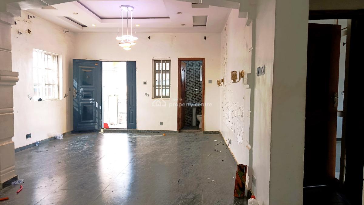 Newly Renovated 2 Bedroom Flat All En-suite, Upstairs, Off Jimoh Balogun Street, Ikosi, Ketu, Lagos, Flat / Apartment for Rent