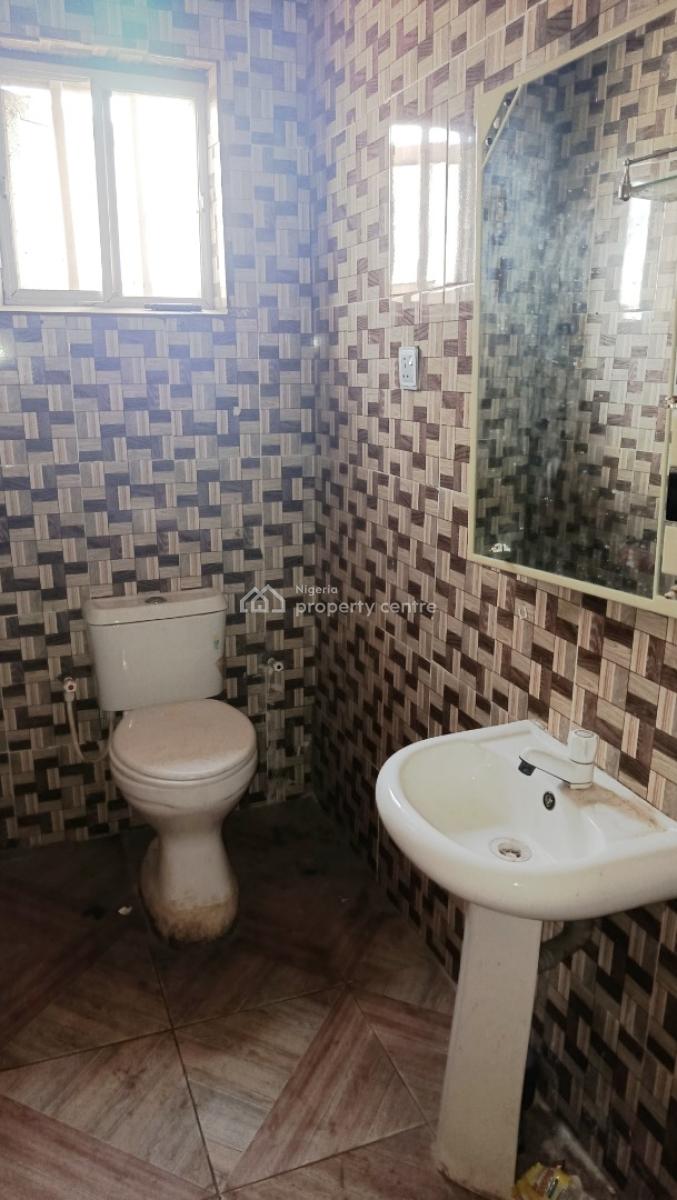 Newly Renovated 2 Bedroom Flat All En-suite, Upstairs, Off Jimoh Balogun Street, Ikosi, Ketu, Lagos, Flat / Apartment for Rent