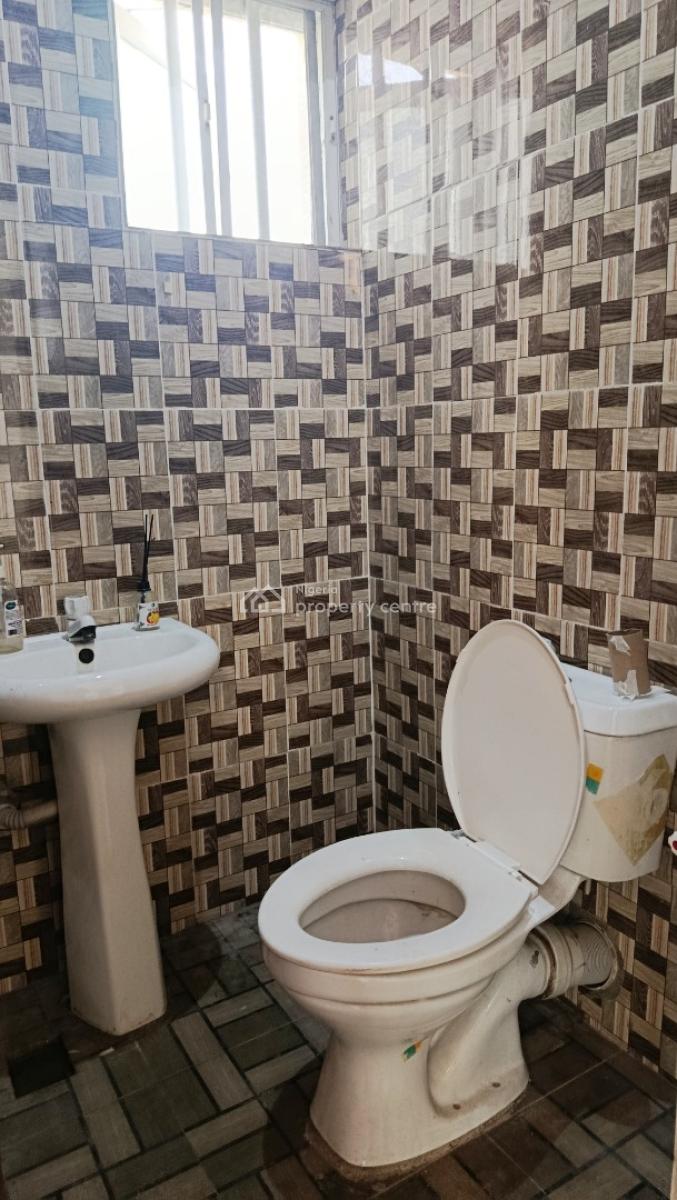 Newly Renovated 2 Bedroom Flat All En-suite, Upstairs, Off Jimoh Balogun Street, Ikosi, Ketu, Lagos, Flat / Apartment for Rent