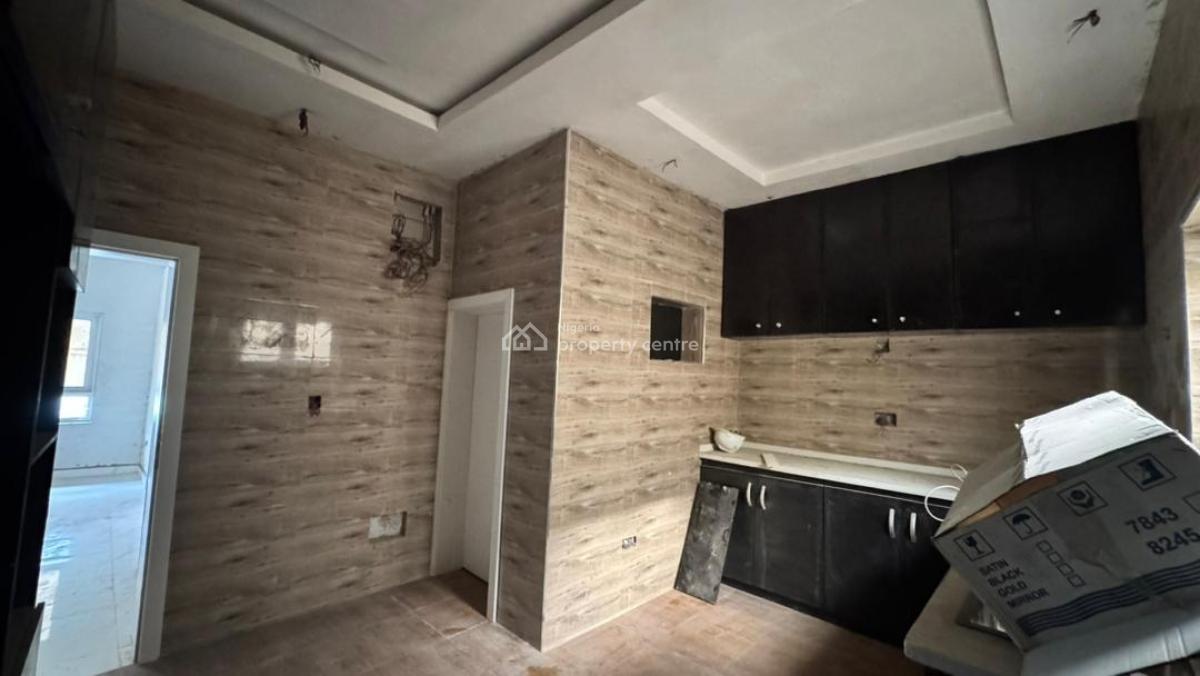 4 Bedroom Terrace Duplex, Near Pinnock, Osapa, Lekki, Lagos, Terraced Duplex for Sale