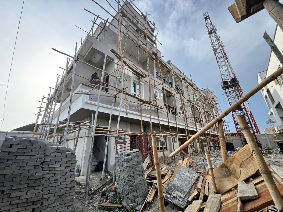 4 Bedroom Terrace Duplex, Near Pinnock, Osapa, Lekki, Lagos, Terraced Duplex for Sale