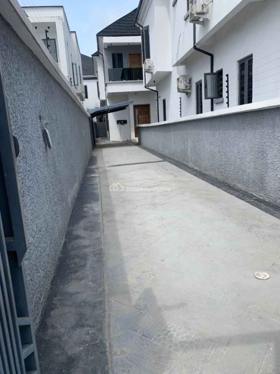4 Bedroom Semi-detached with a Bq, Haris Drive, Vgc, Lekki, Lagos, Detached Duplex for Rent