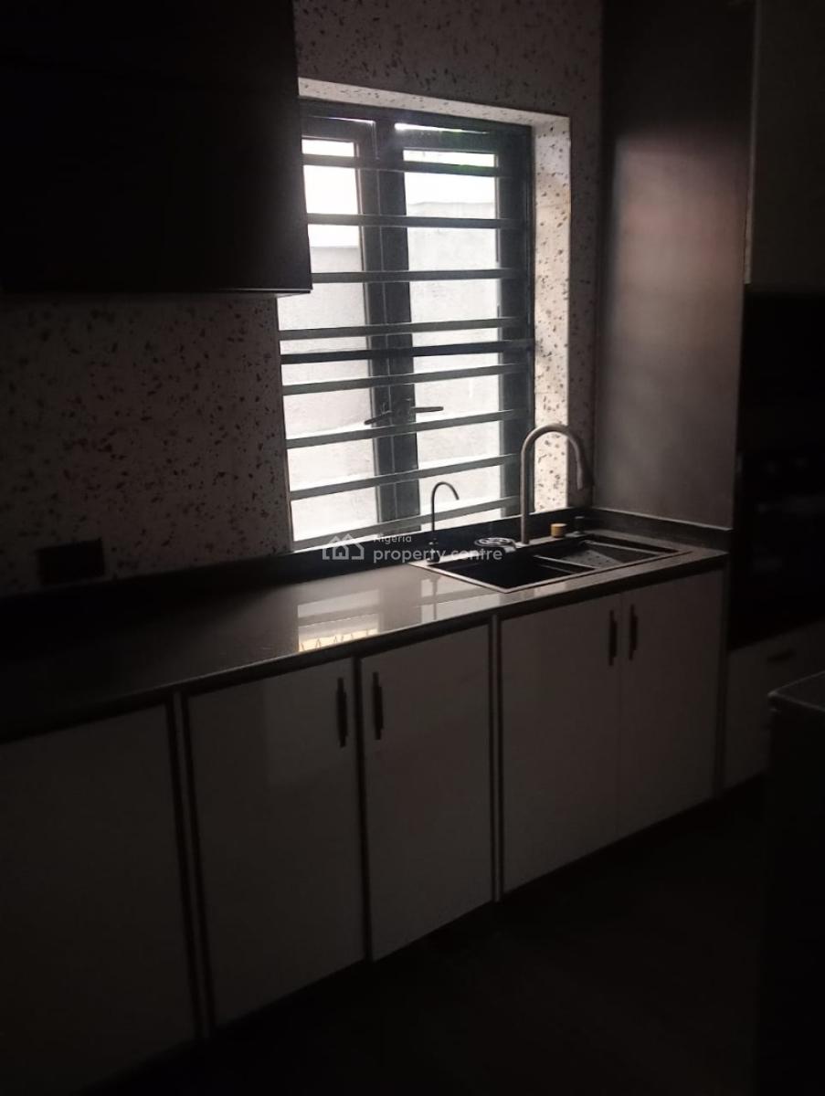 5bedroom Fully Detached Duplex  with C of O, Gra Phase 2, Magodo, Lagos, Detached Duplex for Sale