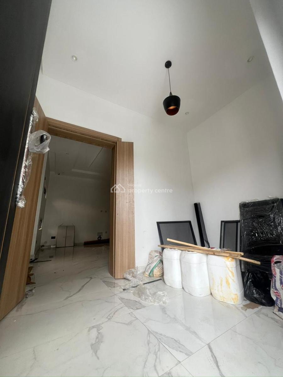 5 Bedroom Fully Detached Duplex + 2 Master Bedrooms and Smart Features, Omole Phase 2, Ikeja, Lagos, Detached Duplex for Sale