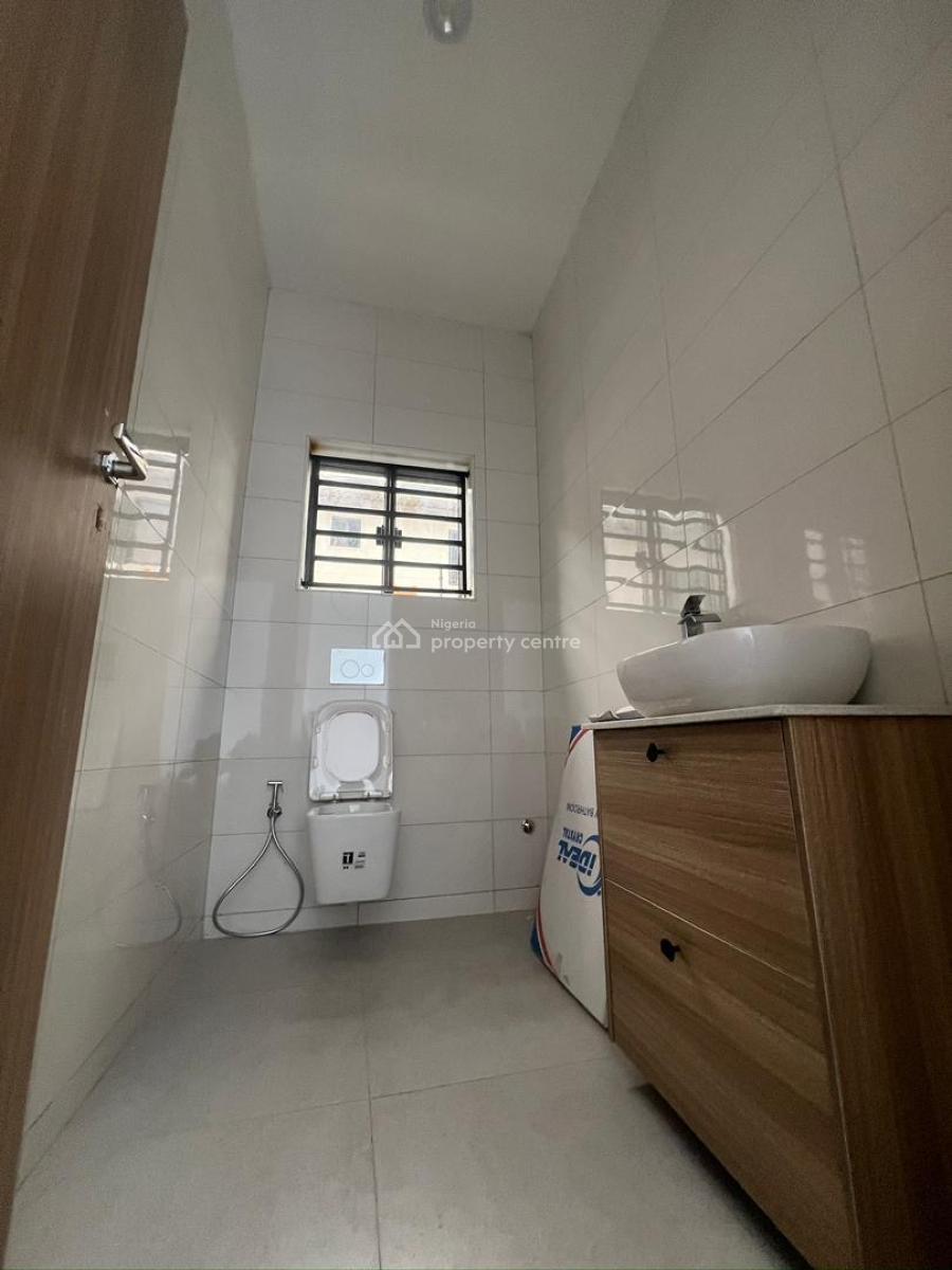 5 Bedroom Fully Detached Duplex + 2 Master Bedrooms and Smart Features, Omole Phase 2, Ikeja, Lagos, Detached Duplex for Sale