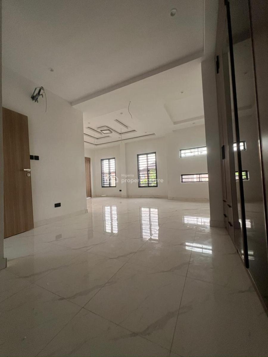 5 Bedroom Fully Detached Duplex + 2 Master Bedrooms and Smart Features, Omole Phase 2, Ikeja, Lagos, Detached Duplex for Sale