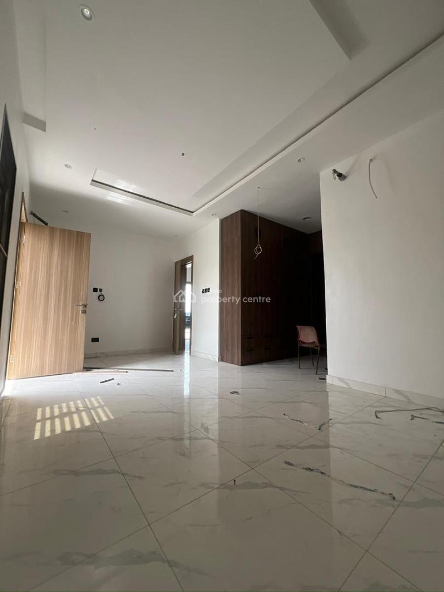 5 Bedroom Fully Detached Duplex + 2 Master Bedrooms and Smart Features, Omole Phase 2, Ikeja, Lagos, Detached Duplex for Sale