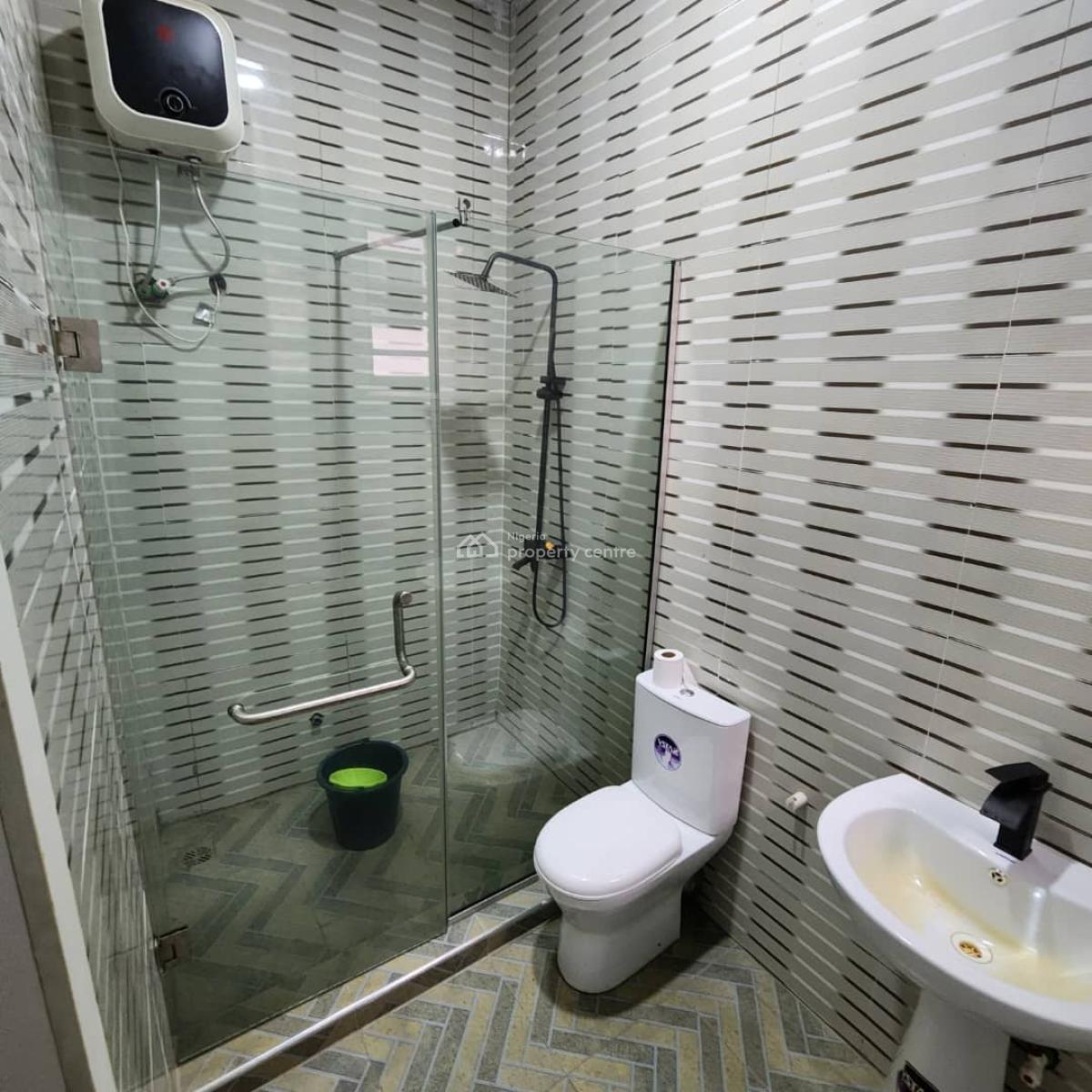 Spacious Furnished Semi Master Bedroom, Lekki County Homes, Ikota, Lekki, Lagos, Flat / Apartment for Rent