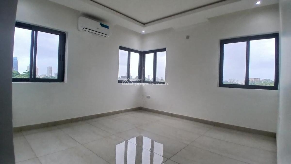 Semi-furnished 3-bedroom Flat with a Room Bq on The 5th Floor, Old Ikoyi, Ikoyi, Lagos, Flat / Apartment for Sale
