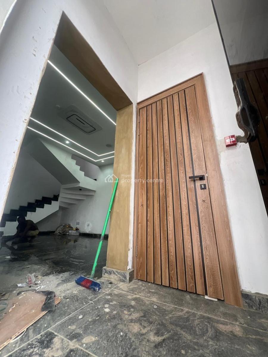 Exquisite 4 Bedroom Semi-detached Duplex + Bq with Modern Facilities, Omole Phase 1, Ikeja, Lagos, Semi-detached Duplex for Sale