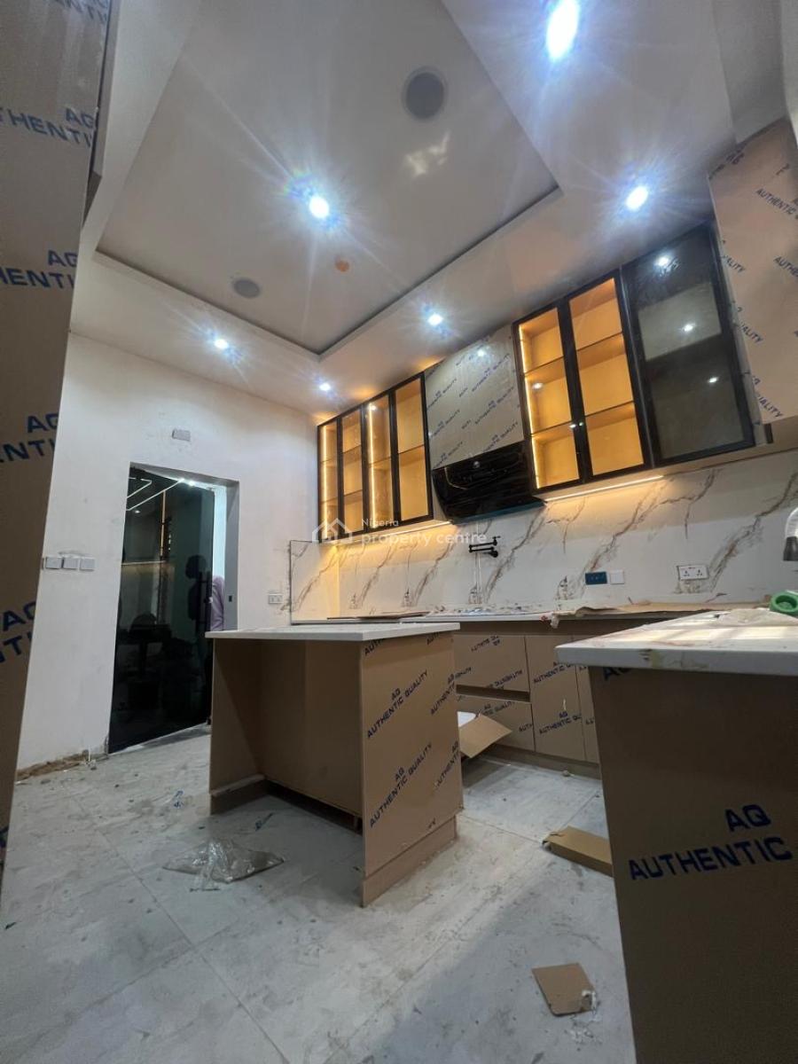 Exquisite 4 Bedroom Semi-detached Duplex + Bq with Modern Facilities, Omole Phase 1, Ikeja, Lagos, Semi-detached Duplex for Sale