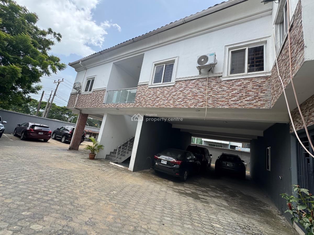 a Serviced 2 Bedroom Flat, Lekki Phase 1., Lekki Phase 1, Lekki, Lagos, Flat / Apartment for Rent