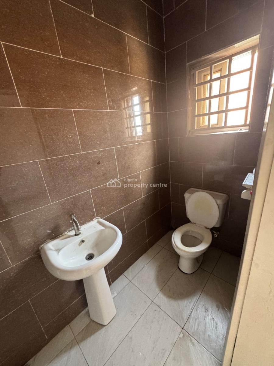 a Serviced 2 Bedroom Flat, Lekki Phase 1., Lekki Phase 1, Lekki, Lagos, Flat / Apartment for Rent