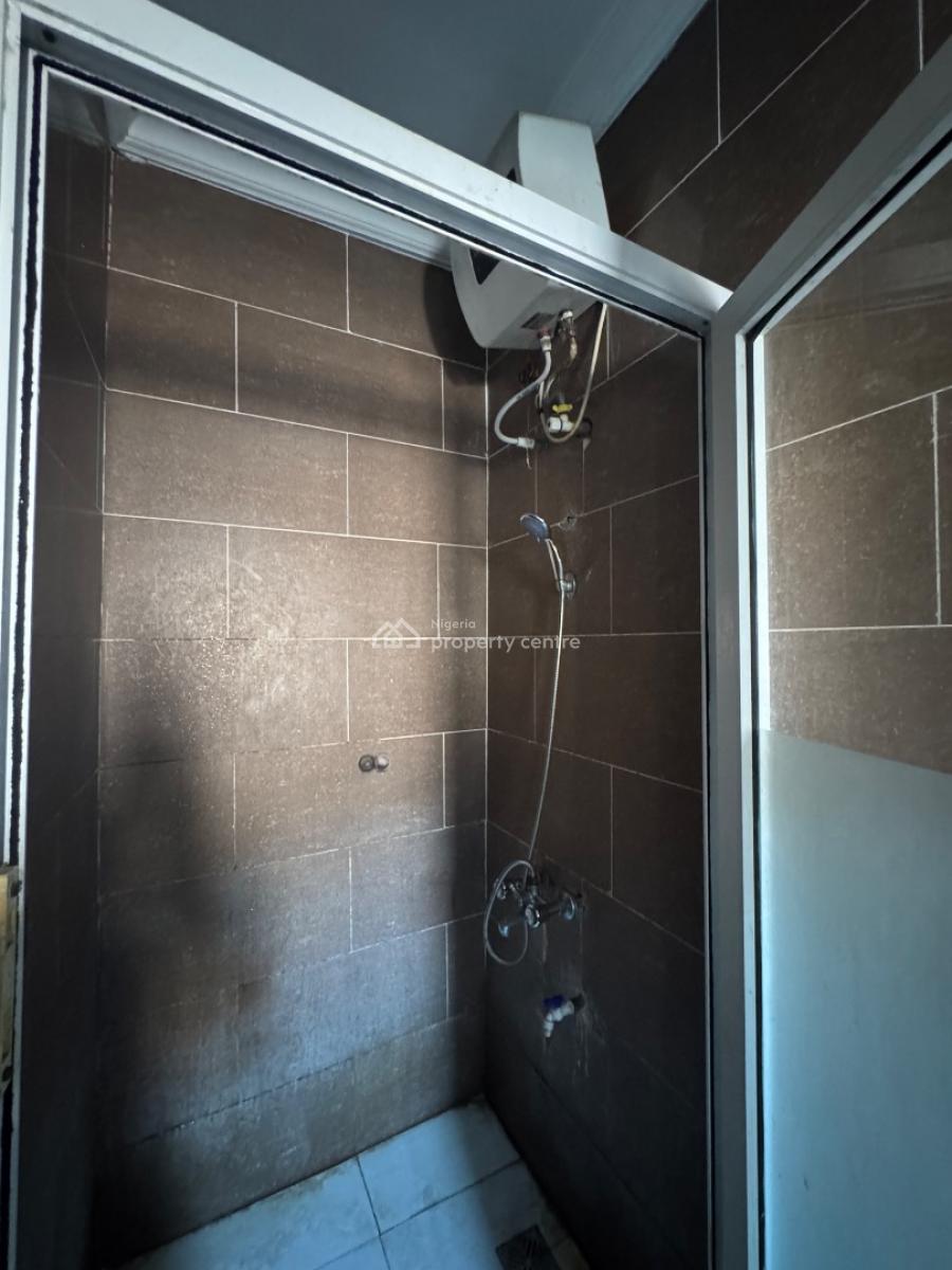 a Serviced 2 Bedroom Flat, Lekki Phase 1., Lekki Phase 1, Lekki, Lagos, Flat / Apartment for Rent