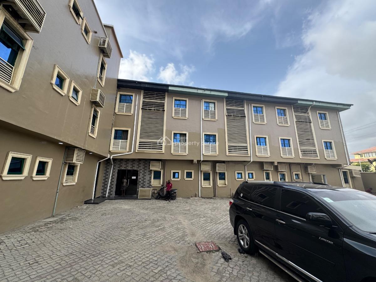 a Functional 60 Room Hotel, Lekki Phase 1., Lekki Phase 1, Lekki, Lagos, Hotel / Guest House for Sale