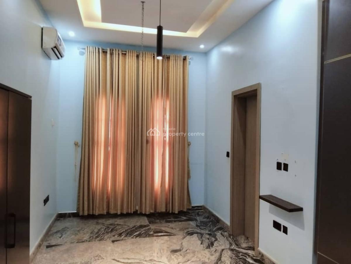 Fully Service 5 Bedroom Duplex with 2 Nos of Guest Chalets with Pool, Clement Akpamgbo Close,, Guzape District, Abuja, Detached Duplex for Rent