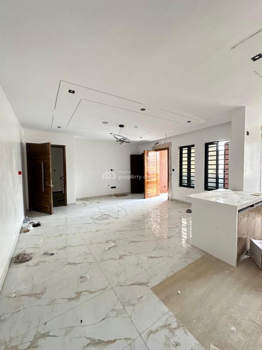 Spacious 2 Bedroom Apartment with Gym and Elevator, Ikate, Lekki, Lagos, Flat / Apartment for Sale