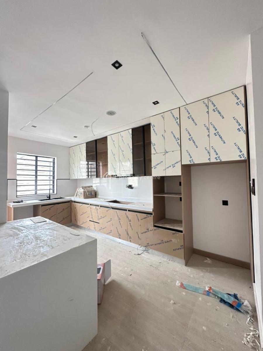 Spacious 2 Bedroom Apartment with Gym and Elevator, Ikate, Lekki, Lagos, Flat / Apartment for Sale