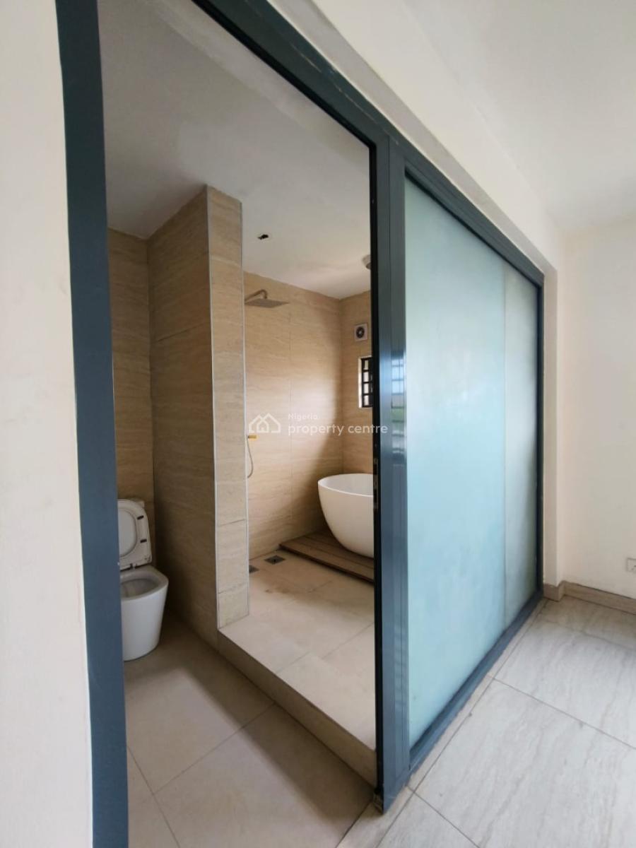 Beautiful Well Renovated 4 Bedroom Townhouse Plus Bq, Chevron, Lekki, Lagos, House for Rent