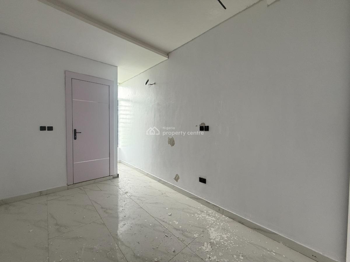 3 Bedroom Terrace Available, Lekki Phase 2, Lekki, Lagos, Terraced Duplex for Sale