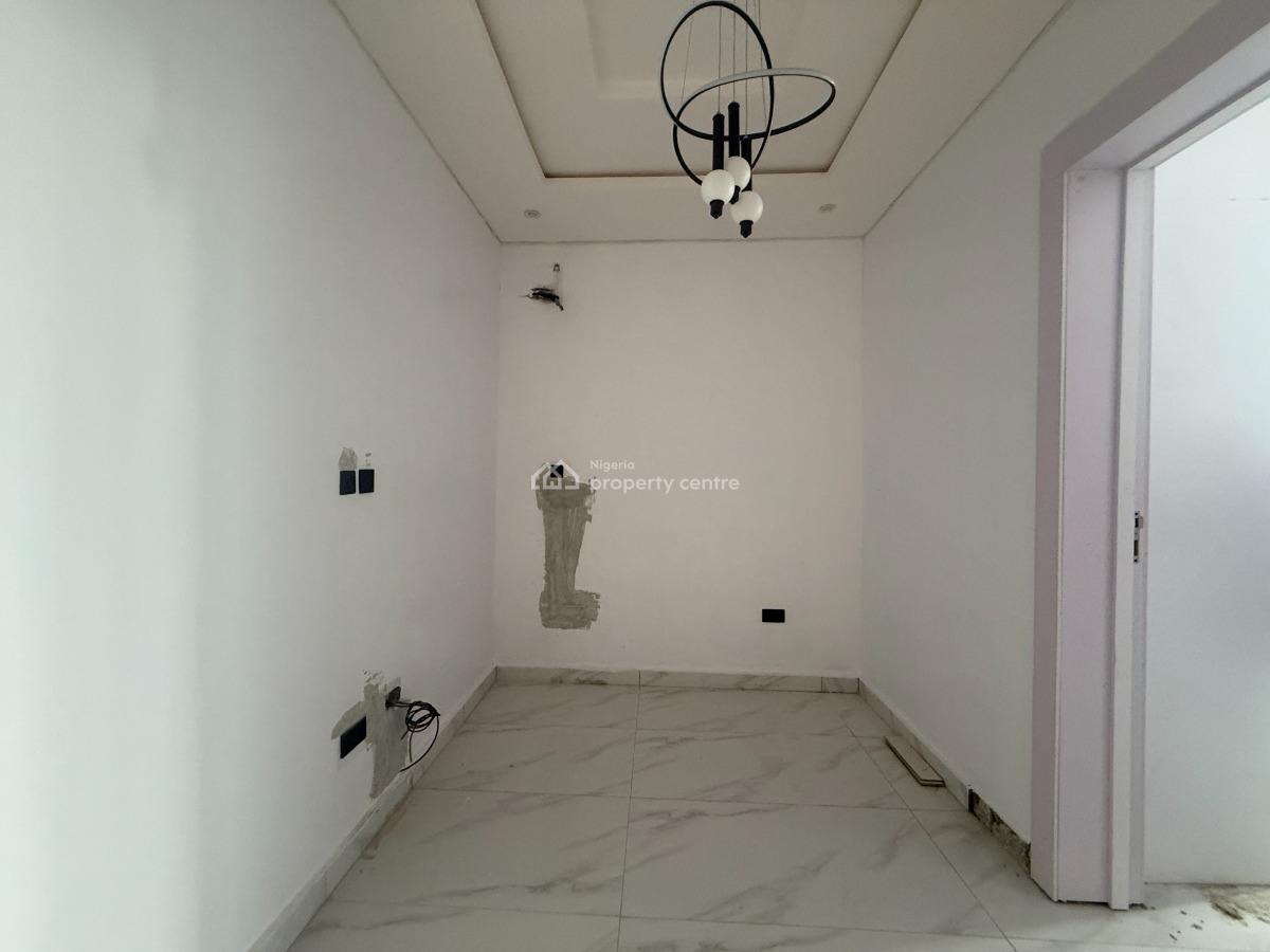 3 Bedroom Terrace Available, Lekki Phase 2, Lekki, Lagos, Terraced Duplex for Sale